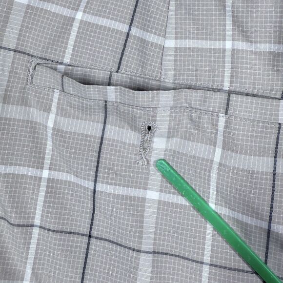 PGA Tour Shorts Mens 38 Tan Plaid Golf Shorts Pro Series 10” Inseam Lightweight - Picture 4 of 11